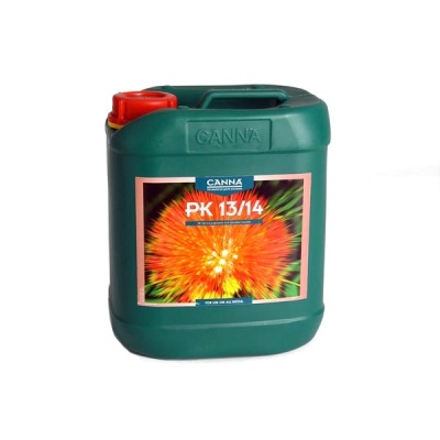 Recipiente verde escuro de plástico com tampa vermelha e etiqueta colorida com texto CANNA PK 13/14