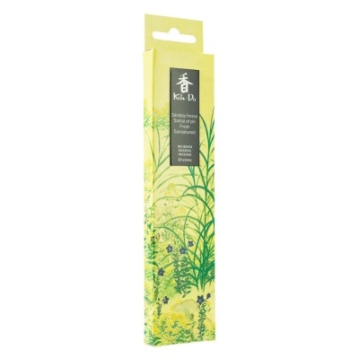 Caixa amarela de incenso Koh-Do com ilustração de plantas verdes e flores lilás