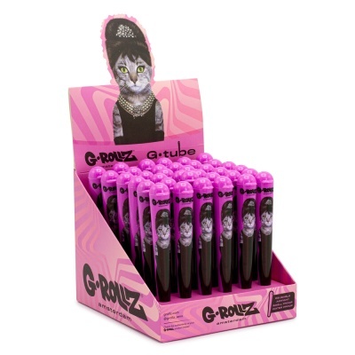Caixa rosa com tubos pretos e rosa decorados com imagem de gato e texto G-ROLLZ.