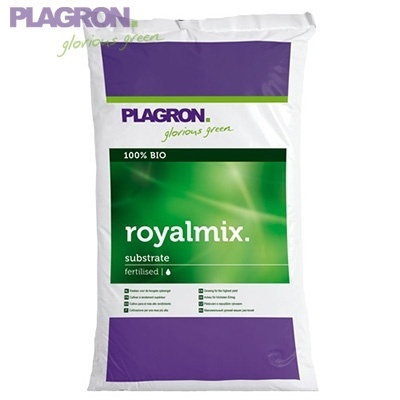 Saco de substrato fertilizado Plagron Royalmix branco e roxo com etiqueta verde