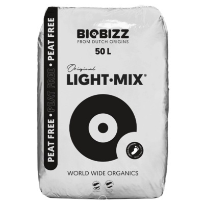 Saco de substrato BioBizz Light Mix 50L branco com texto preto