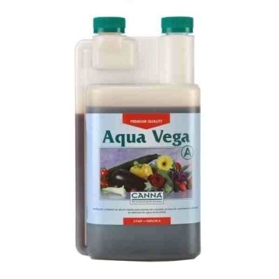 Recipiente plástico com líquido castanho escuro e rótulo Aqua Vega A da CANNA
