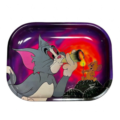 Tabuleiro metálico com desenho de Tom e Jerry colorido