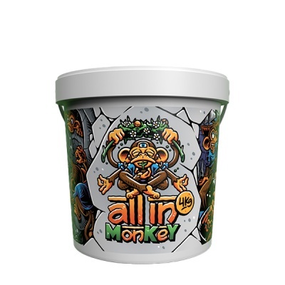 balde branco com etiqueta colorida de macaco e texto all in Monkey 14kg