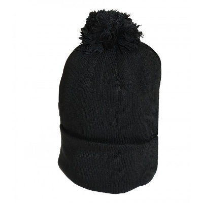 Gorro preto de lã com pompom no topo