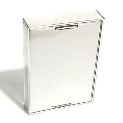 Caixa plástica transparente retangular com tampa