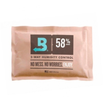 Saco de controlo de humidade 58% com texto NO MESS. NO WORRIES. ENJOY.
