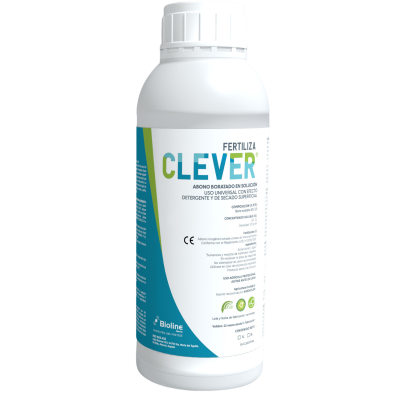 Garrafa plástica branca de fertilizante CLEVER com rótulo branco, azul e verde.