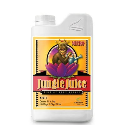 Frasco branco com rótulo amarelo e vermelho Jungle Juice MICRO, imagem de macaco com coroa e flor roxa