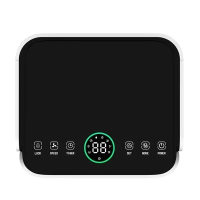 Painel de controlo digital preto com botões e visor digital iluminado