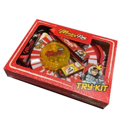 Conjunto Monkey King TRY-KIT com prato, tubos e recipiente amarelo em embalagem vermelha