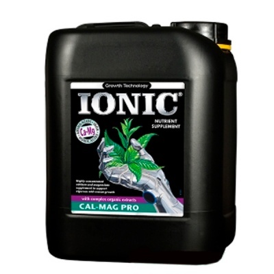 Recipiente preto de suplemento nutricional TONIC CAL-MAG PRO com rótulo preto e imagem de mão metálica segurando folhas verdes