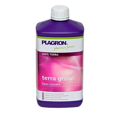 Frasco roxo de produto Plagron Terra Grow com etiqueta branca e rosa