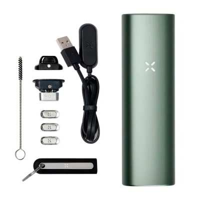 Acessórios e estojo de dispositivo verde metálico com carregador USB e escova de limpeza
