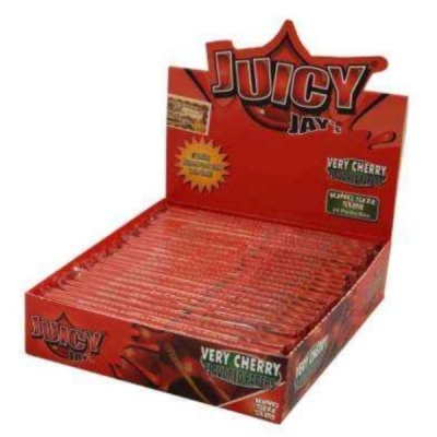 Caixa vermelha JUICY JAYS com pacotes vermelhos de papel para enrolar sabor Very Cherry