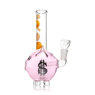 Bong de vidro em forma de mealheiro rosa com símbolo de dólar e moedas douradas.