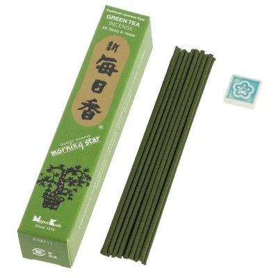 Caixa verde de incenso Morning Star Green Tea com varetas e suporte azul pequeno