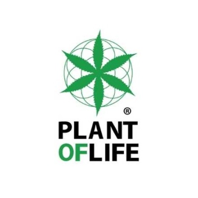 Logotipo com folha verde e texto PLANT OF LIFE