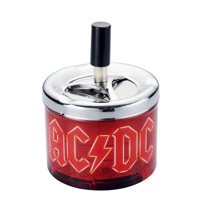 Cinzeiro manual vermelho com tampa metálica e logotipo AC/DC