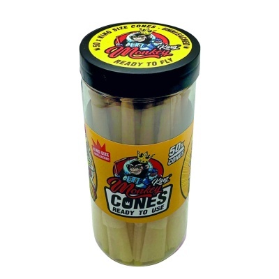 Frasco com 50 cones de papel King Monkey com rótulo amarelo.