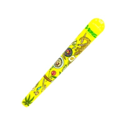 Estojo amarelo cilíndrico com desenhos coloridos e texto verde G-ROLLZ amsterdam