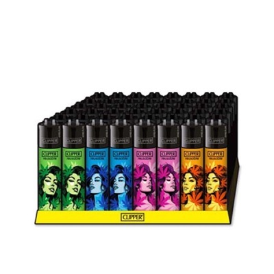 Isqueiros Clipper com rostos femininos e folhas coloridas em mostruário amarelo