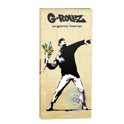 Embalagem bege de papel para tabaco com figura humana de graffiti e flores coloridas