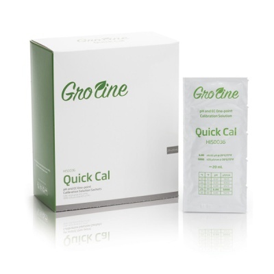 Embalagem branca e verde de solução de calibração Quick Cal GroLine