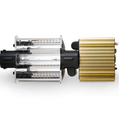 Projetor LED compacto com estrutura metálica e tubo de vidro