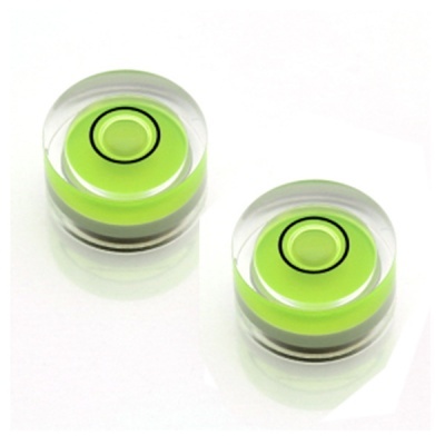 Dois níveis de bolha transparentes com líquido verde-limão