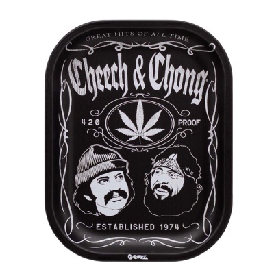 Tabuleiro metálico preto com ilustrações brancas e texto Cheech & Chong