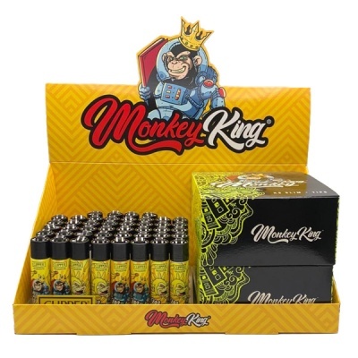 Expositor amarelo Monkey King com isqueiros estampados e caixas pretas.