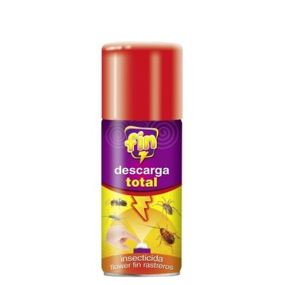 Aerosol insecticida com tampa vermelha e rótulo roxo e amarelo com texto e imagens de insetos.