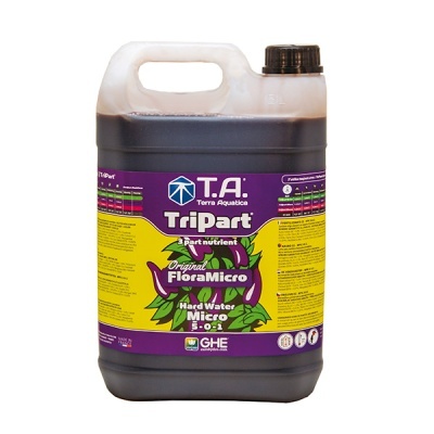 Galão plástico com rótulo amarelo e roxo de produto Terra Aquatica Tripart FloraMicro