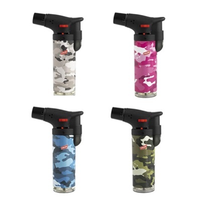 Quatro isqueiros maçarico com camuflagem colorida e botão vermelho