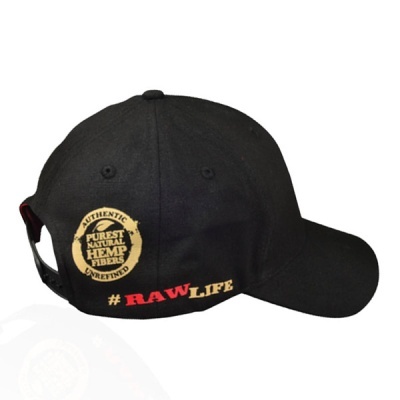 Boné preto com texto estampado #RAWLIFE e selo AUTENTIC PUREST NATURAL HEMP FIBERS UNREFINED