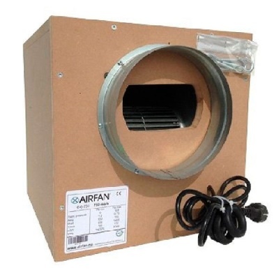 Ventoinha AIRFAN GS-150 caja castanha com aro metálico e cabo preto