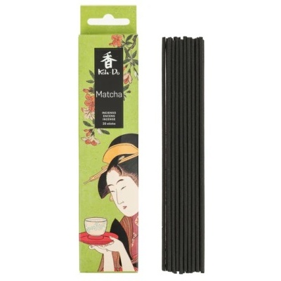 Embalagem verde de incensos Koto Do Matcha com 20 varetas e ilustração japonesa