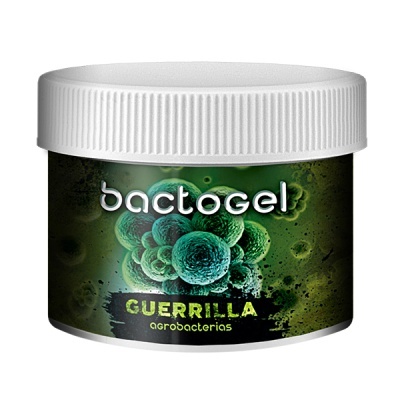 Embalagem branca com rótulo verde e texto bactogel GUERRILLA agrobacterias