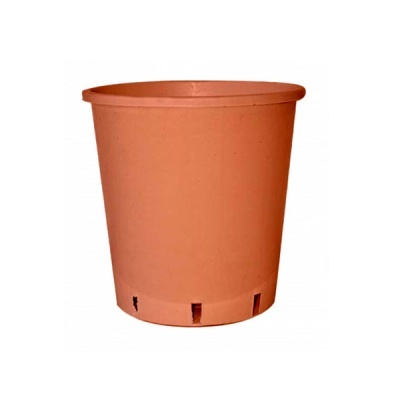 Vaso cilíndrico de plástico terracota com aberturas na base