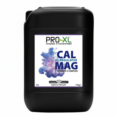 Recipiente plástico preto com etiqueta com texto PRO XL CAL EC-REGULATOR MAG + VITAMIN COMPLEX