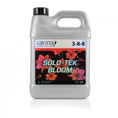 Garrafão de fertilizante líquido SOLO-TEK BLOOM com rótulo floral e composição 3-8-8