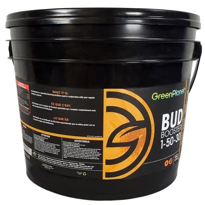 Balde preto GreenPlanet Bud Booster 1-50-30 com rótulo amarelo e preto