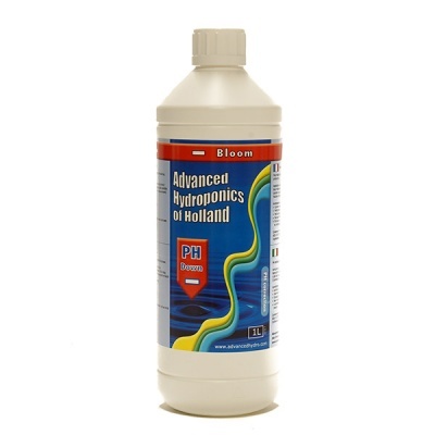 Garrafa plástica com rótulo azul e vermelho de produto 'PH Down' para hidroponia.