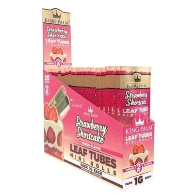 Pacotes King Palm Strawberry Shortcake Leaf Tubes Mini Rolls com embalagem rosa e imagens de morangos.