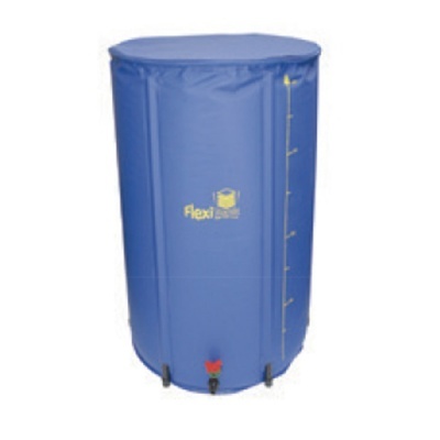 Cilindro azul Flexi Tank com medidor amarelo e bico de descarga vermelho.