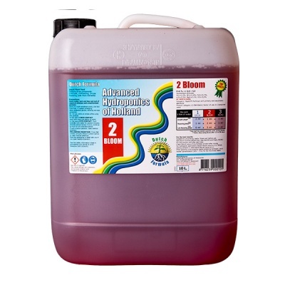 Recipiente plástico com líquido vermelho e etiqueta colorida Advanced Hydroponics of Holland 2 BLOOM