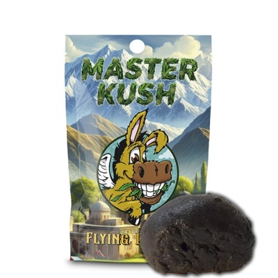 Pacote com desenho de burro e texto Master Kush e Flying com produto escuro à frente.