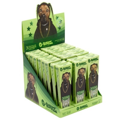 Embalagens verdes de cones G-ROLLZ com ilustração de cão com hoodie preto e corrente dourada