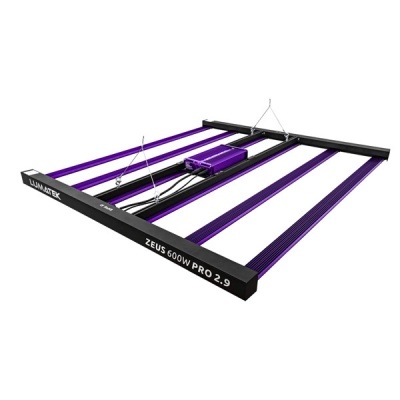 Luz de cultivo LED LLUMATEK ZEUS 600W PRO 2.9 em estrutura preta e roxa